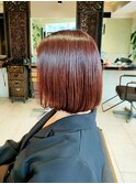 切りっぱなしボブ/レッドブラウン