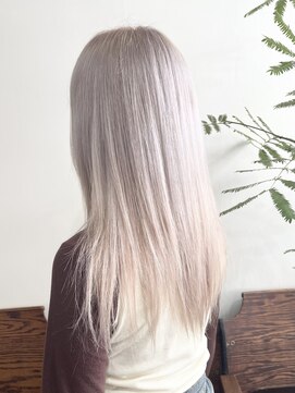 アゴーグ(agog) White☆☆☆