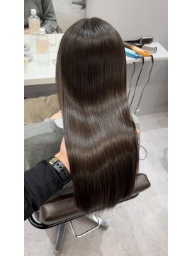 コア 梅田(Core) 髪質改善　酸性縮毛矯正　艶髪　梅田