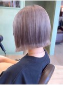 ピンクシルバー　外ハネボブ　ハイトーン　ケアブリーチ　艶髪