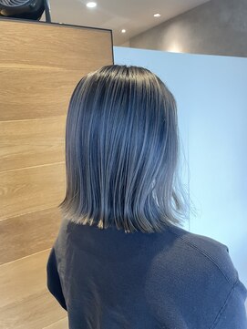 スーリール 伊都店(Sourire) シルバーグレージュ