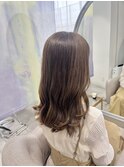 ベージュカラー
