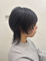 コンティロミー(CONTI ROMMY.)&nbsp;ウルフレイヤー顔まわりカット似合わせシャギーウルフ本厚木