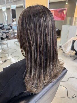 シャンプーボーイエイムス(SHAMPOO BOY aims) グレージュグラデーション