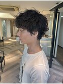 黒髪ニュアンスパーマショート