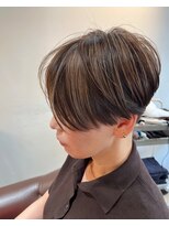 ビハインドザカーテン(BEHIND THE CURTAIN)&nbsp;ハンサムショート×シャドウルーツカラー×ハイライト