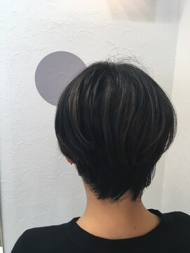 マヤ 昭和店(MYA) 外ハネマッシュウルフ