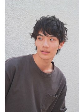 ブークル(boucle) くせ毛風パーマの無造作ショート