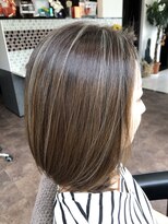 サロンドジュネ(salon de JUNE)&nbsp;色っぽボブ♪ハイライト