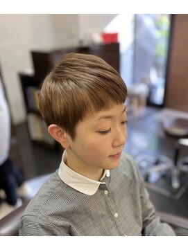 トイロヘアー(toiro hair) Superfly風ベリーショート