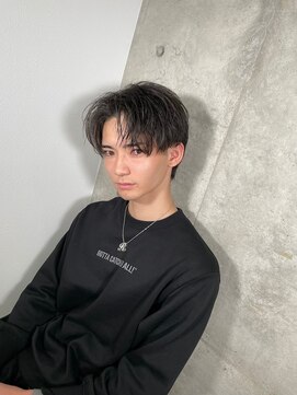 イーラ(era) センターパート×ナチュラル×ショートウルフ