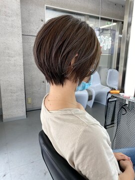 イキ 表参道(iki omotesando) モード/無造作ウェーブ/大人ガーリー[表参道駅]