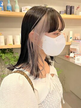 ホーム(HOME) すっきりセミロング×イヤリングカラー