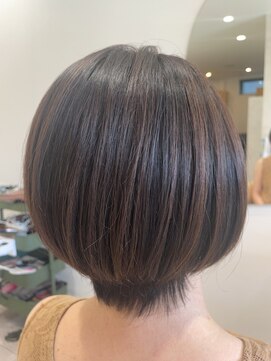 エント(ento) ショートボブ