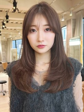 グランド(GRAND) ロングヘア30代40代ストレートレイヤー前髪あり表参道【古岡】