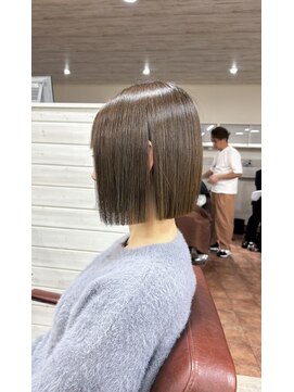 アボックス(abox) 切りっぱなしボブ × ブリーチなしアッシュベージュ