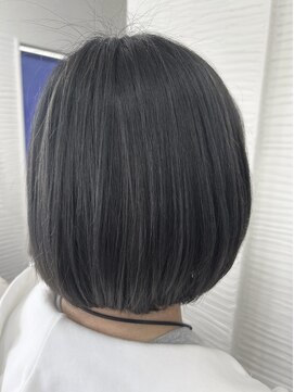 グロウトヨサキワン(GLOW TOYOSAKI ONE) くすみダブルカラー