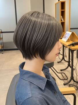 ヘアーカッティングガーデン ジャック モアザン 梅田店 ボブ/ショートボブ/ハイライト/20代/30代/大人女性/白髪ぼかし