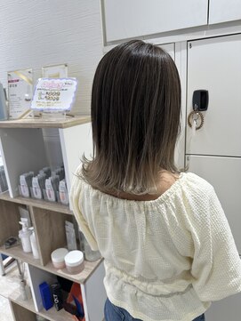 ケンジ 平塚 アネッタ(KENJE annetta) 《赤み0》透明感抜群バレイヤージュ