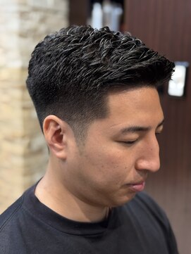 ヘアーモードキクチ 神田日銀通り店 アイロンパーマ