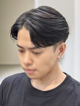 ビッケメンズヘア(Vicke Men's hair) フェザーパーマセンターパートダウンパーマニュアンスパーマ韓国