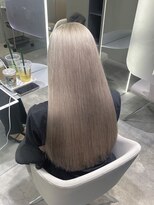 ジーナリア(Xena ria) 《Kaede》ホワイトミルクティー