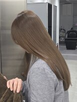 イル 天神西通り店(ill)&nbsp;赤みを消すには!?透明感〇〇カラーがおすすめ!!天神大名YOKUTO