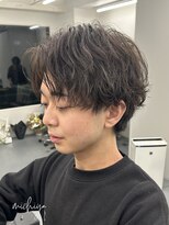 アンドメゾンオム(&Maison. homme)&nbsp;センターパート/ニュアンスパーマ/毛流れパーマ/波巻きパーマ