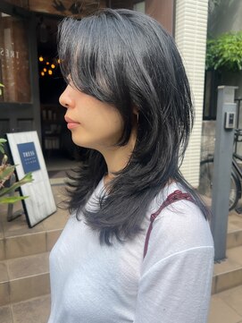 トレス(TRESS) ミディアムレイヤー レイヤーカット 顔周りカット 表参道