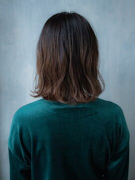 エイル 上大岡店(aile) くびれヘア/デザインカラー/こなれハイトーン[上大岡駅]