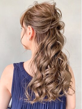 キリ 表参道(kyli) ★表参道結婚式二次会◎ゆるふわ編み込みハーフアップ#03_0430