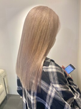 ベレーザ 渋谷(BELEZA) 4604グレーベージュシルキーベージュ艶髪韓国ヘアレイヤーロング