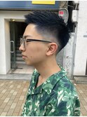 ◎刈り上げアップバングショート×ネイビーブルー