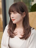 ノイカーム(noi Calm)&nbsp;顔周りレイヤーカットくびれヘアミルクティーベージュカラー