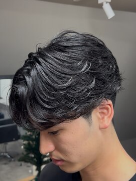 センス 渋谷 宇田川交番前(SENSE) カルマセンターパート/メンズカット/メンズパーマ/刈り上げ