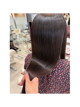 クララ カスガイ(CLALA kasugai) 酸熱トリートメントと酸性ストレート