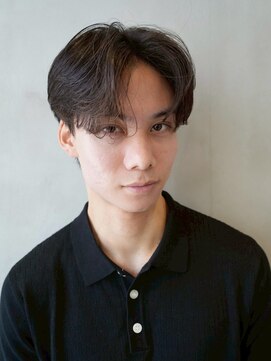 ニコ トウキョウ ロジック(nico TOKYO Logic) フェザーパーマニュアンスパーマメンズセンターパート襟足あり