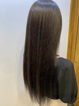 アンド ローバー(and LOVER)の写真/くせを活かすヘアスタイルと、くせを活かさないヘアスタイルの使い分け！あなたに合ったヘアスタイルを提案