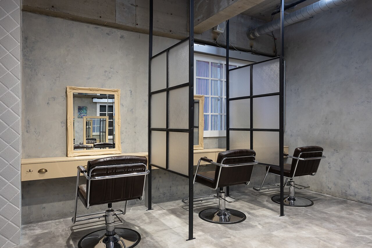 アーサス バイ ヘッドライト 立川店(ursus by HEADLIGHT