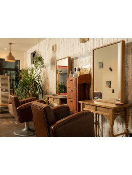 <清潔感のあるオシャレな雰囲気>マンツーマン接客で周りを気にすることなく非日常の時間に◎[岡崎/メンズ]