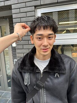 メンズツーブロックスパイキーショートニュアンスパーマ札幌大通