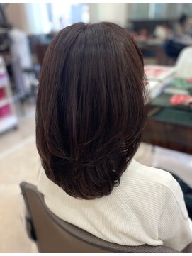 エルプリエ(elle brille) ふんわり内巻きレイヤー×艶やかベージュブラウン/用賀/髪質改善