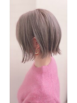 トライブ クリエートサロン(TRIBE create salon by SERVE) ＊・。＊*TRIBE*＊。・＊*ハイトーンカラー　ストレートボブ