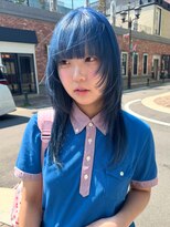 スニュウ(snuw)&nbsp;ブリーチして作る鮮やかなブルーカラー