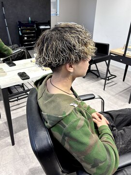 ブースト(BOOST) メッシュ×波巻きパーマ