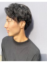 ユノ(juno)&nbsp;メンズグレージュパーマ　＜かき上げ　トランクスヘア＞