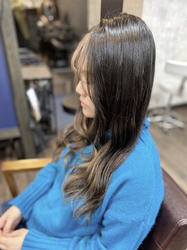 リュクレア(Luclea) フェイスフレーミング×ベージュ