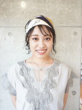 マイロ(mailo) スカーフでショートアレンジ