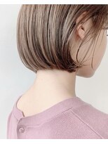 ベル 新宿(Belle)&nbsp;頭が小さく見える上品なミニボブ×ピンクベージュカラー