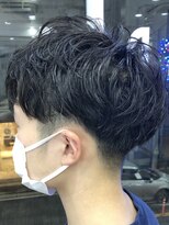 ヘッズ 本八幡店(HEADS)&nbsp;MEN'S HAIR  センターパート　ツイストスパイラル　コンマヘア